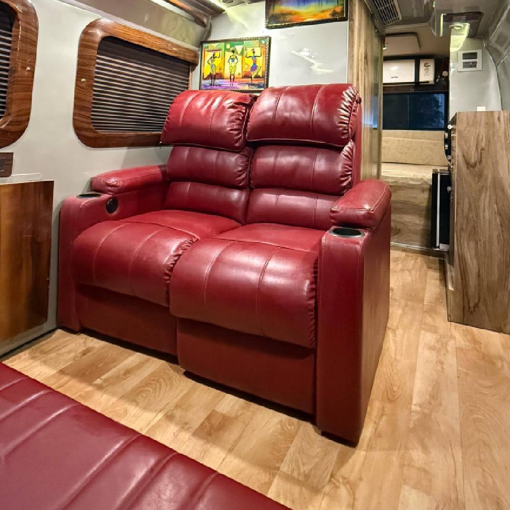 WhatsApp Image 2025-06-10 at 16.27.59